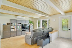 Salon - 