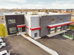 213-214-775 Rue Sicard  Mascouche, QC J7K 3N6