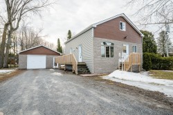 3 Rue Arthur-Riendeau  Saint-Jean-Sur-Richelieu, QC J2W 2H2