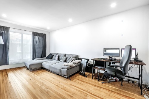 Living Room - 2451 Rue Monsabré, Montréal (Mercier/Hochelaga-Maisonneuve), QC - Indoor Photo Showing Office