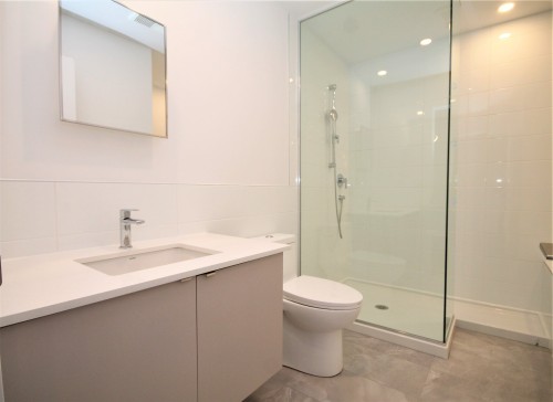 Salle de bains - 504-5265 Rue Mackenzie, Montréal (Côte-Des-Neiges/Notre-Dame-De-Grâce), QC - Indoor Photo Showing Bathroom