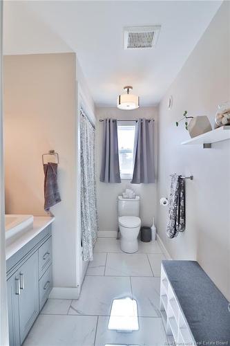 9 Christopher Ave, Hampton, NB 