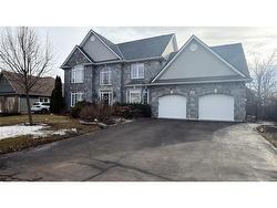 88 Foxwood DR  Moncton, NB E1G 5H4