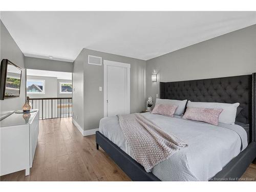 11 Samuel St, Dieppe, NB 