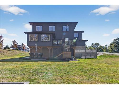 11 Samuel St, Dieppe, NB 