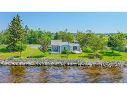 22 rue des Chalets ST  Inkerman Ferry, NB E8P 1V8
