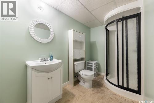 427 Carter Way, Saskatoon, SK - Indoor Photo Showing Bathroom