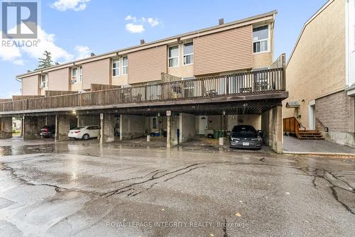 39 - 3415 UPLANDS DRIVE  Ottawa, ON K1V 9N3