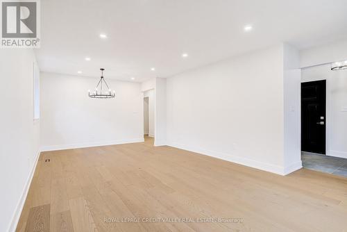 Dining room - 500 Selsey Drive, Mississauga, ON - Indoor Photo Showing Other Room
