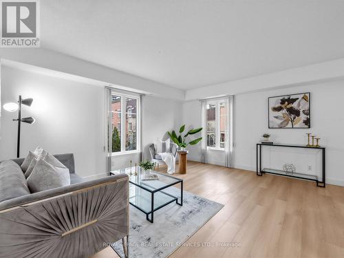 515 - 46 East Liberty Street, Toronto, ON - Indoor Photo Showing Living Room