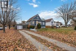 856 DEVINE STREET  Sarnia, ON N7S 1X5