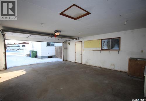 103 Langrill Drive, Yorkton, SK - Indoor Photo Showing Garage