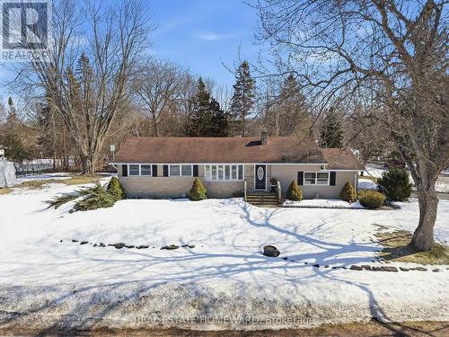 4 Wayne Crescent, Quinte West, ON - Outdoor