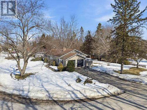 4 Wayne Crescent, Quinte West, ON - Outdoor