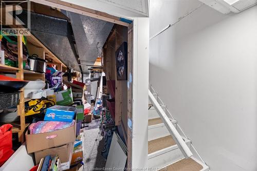5557 Coronation, Windsor, ON - Indoor Photo Showing Other Room
