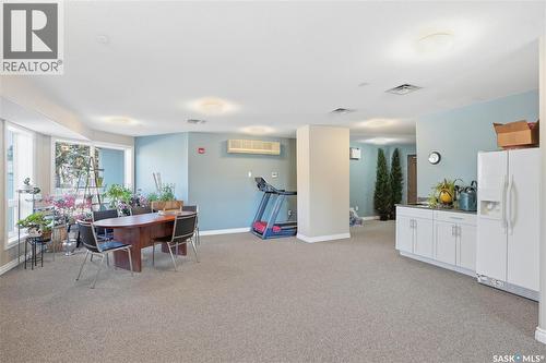 311 227 Pinehouse Drive, Saskatoon, SK - Indoor
