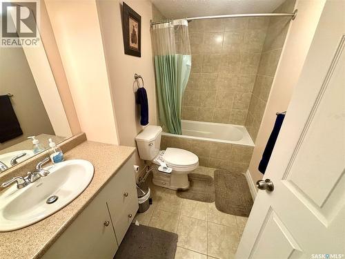 104 Atton Crescent, Saskatoon, SK - Indoor Photo Showing Bathroom