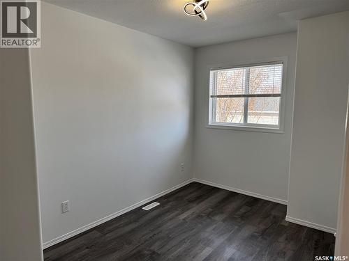 2 802 K Avenue N, Saskatoon, SK - Indoor Photo Showing Other Room