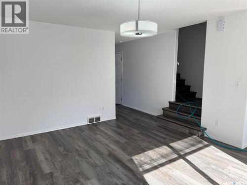 2 802 K Avenue N, Saskatoon, SK - Indoor Photo Showing Other Room