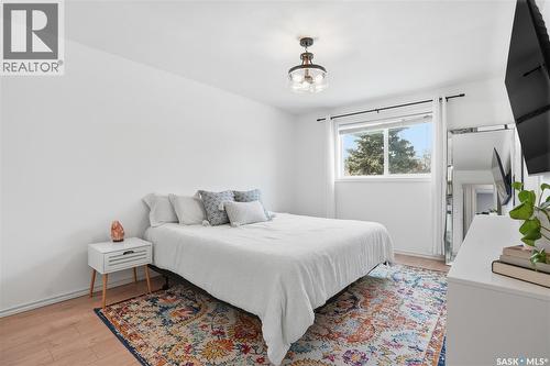 145 Stillwater Drive, Saskatoon, SK - Indoor Photo Showing Bedroom