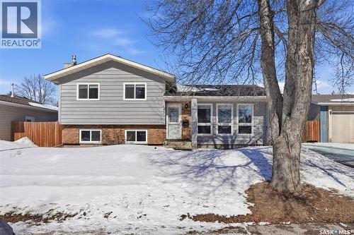 145 Stillwater Drive, Saskatoon, SK - Outdoor