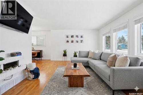 145 Stillwater Drive, Saskatoon, SK - Indoor Photo Showing Living Room With Fireplace