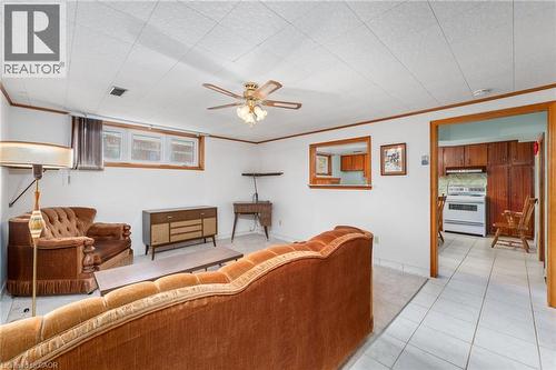 33 Orlanda Road, Hamilton, ON - Indoor Photo Showing Other Room