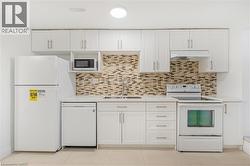 15 ARTHUR Street N Unit# lower  Hamilton, ON L8L 6C6