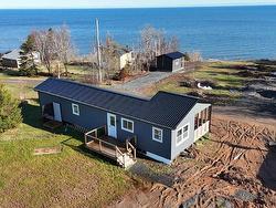 124 Red Cliff Drive Seafoam, NS B0K 1H0