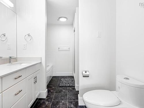 910 60 Walter Havill Drive, Halifax, NS 
