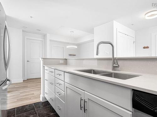 910 60 Walter Havill Drive, Halifax, NS 