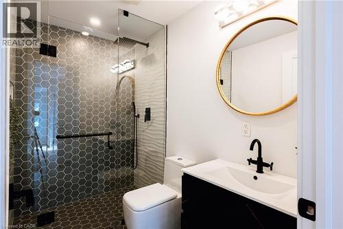 62 Lang Crescent, Kitchener, ON - Indoor Photo Showing Bathroom