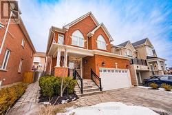 11 HORSEDREAMER LANE Whitchurch-Stouffville, ON L4A 0G6