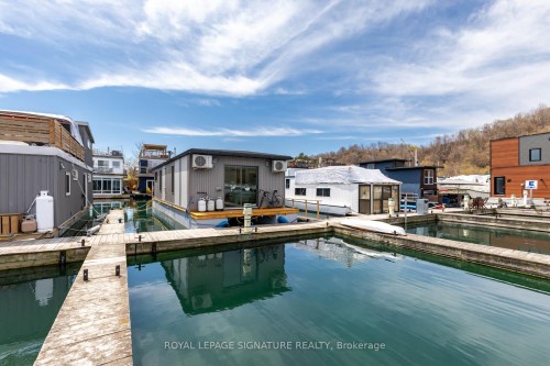 E65-7 Brimley Road S, Toronto, ON - Outdoor With In Ground Pool