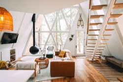 Salon - 