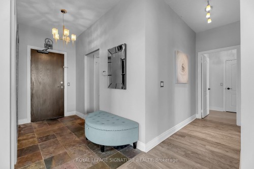 905-1101 Leslie Street, Toronto, ON - Indoor Photo Showing Other Room