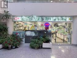 26 - 222 SPADINA AVENUE  Toronto, ON M5T 3B3