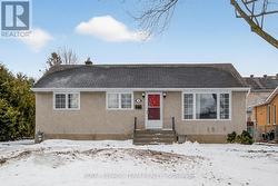 36 RITA AVENUE  Ottawa, ON K2G 2G6