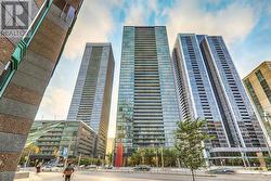 706 - 110 CHARLES STREET E  Toronto, ON M4Y 1T5