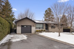 811 Rue Vaudreuil  Repentigny (Repentigny), QC J5Y 1A6