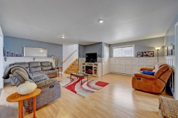 Family Room - 