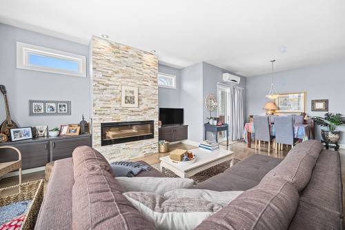 Living Room - 3-92 Rue Du Vison, Gatineau (Aylmer), QC - Indoor Photo Showing Living Room With Fireplace