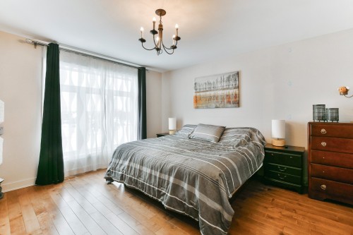 Chambre à coucher principale - 2592 Rue Robindaine, L'Assomption, QC - Indoor Photo Showing Bedroom