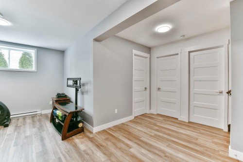 Vue - 2592 Rue Robindaine, L'Assomption, QC - Indoor Photo Showing Other Room