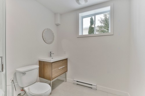 Salle de bains - 2592 Rue Robindaine, L'Assomption, QC - Indoor Photo Showing Bathroom