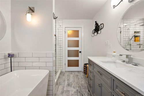 5817 Curry Rd, Duncan, BC 