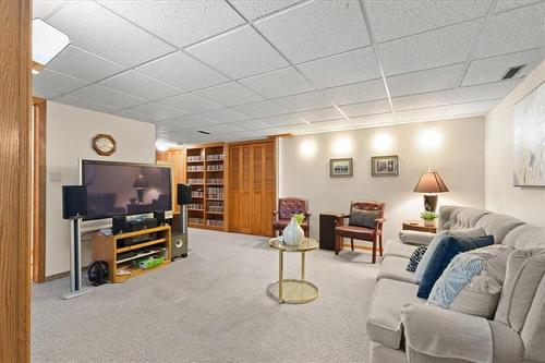 78 Cuthbertson Ave, Winnipeg, MB 