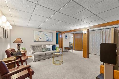 78 Cuthbertson Ave, Winnipeg, MB 