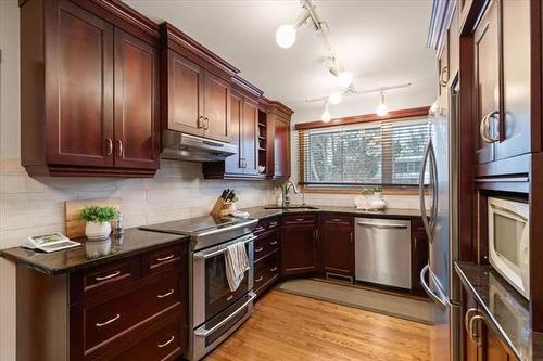 78 Cuthbertson Ave, Winnipeg, MB 