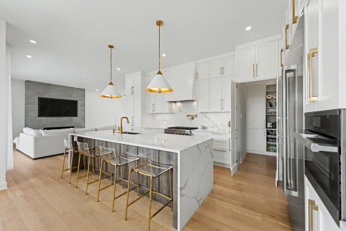 Kitchen - 283 Rue De L'Aigle, Carignan, QC - Indoor Photo Showing Kitchen With Upgraded Kitchen